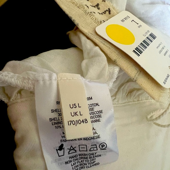 FREE THE PEOPLE White & Brown Lace Knit Short Sz L - Picture 7 of 7